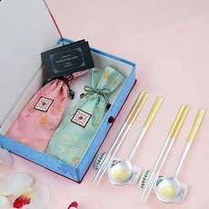 GOZIPMALL 皇宮松鶴金銀夫婦湯匙筷子組 B, 混合色, 湯匙2入 + 筷子2雙 + 餐具袋2p + Portmeirion筷架2p 隨機出貨 + 織錦緞帶盒 隨機出貨 + 韓紙包裝 隨機出貨 + 提袋, 1套