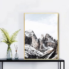 Mabel In Home 室內裝飾特色畫作 風景畫 White Mountain B 鋁製畫框海報組, 金色