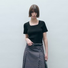 MONGDOL 女款羅紋方領短袖針織衫 MDKT076