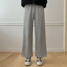 Planday 女款Nadeu刷毛鬆緊帶運動褲 短版