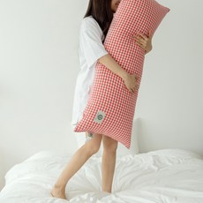 Yesbedding 韓國製造 Gingham 格紋棉質抱枕 含枕芯 基本款, 紅色