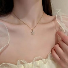 Maette 日常四葉草墜飾項鍊