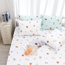 水果印花夏季絎縫薄墊, 白色