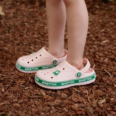 UNITED COLORS OF BENETTON. KIDS Play 洞洞鞋