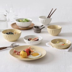 ssueim MILD MATTE雙人用陶瓷餐盤餐碗組, 湯碗 2個+飯碗 2個+配菜盤 2個+醬碗 2個+圓盤, 奶油白+雞蛋黃