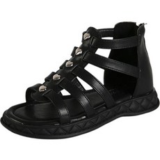 Rourouche 女童愛心鉚釘羅馬涼鞋