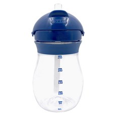 OXO tot 寶寶啾吸管杯 - 海軍藍 弧形瓶身設計 不易潑濺鴨嘴吸口 透明杯身印有測量刻度, 1個, 250ml