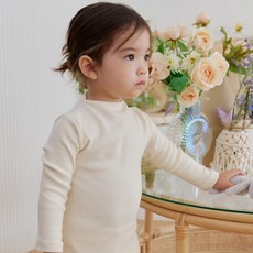 BEBENINE 保暖半高領T恤