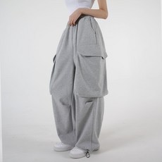 UMM 女款大口袋工裝風氣球寬版兩穿抽繩鬆緊腰運動褲