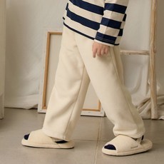 unifriend 刷毛九分直筒褲