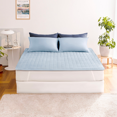 The Zari 絎縫防水床墊, 乳藍色