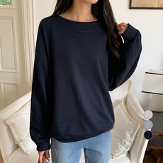 afinar 寬鬆船型領大學T