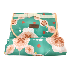 OUTSY Eco-reborn 環保再生輕量野餐墊 防潑水 超輕量 居家/草地/沙灘/帳棚內多用途, 綠色