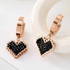 NOID-B 愛心造型耳扣式耳環