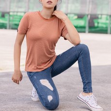 巧奇 COOL涼T 條紋短袖排汗休閒上衣 M 號, 磚紅