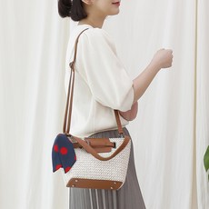 LULU 女款草編斜背包+配件 隨機出貨