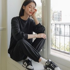 AnotherD 女款日常大學T運動服上下套裝