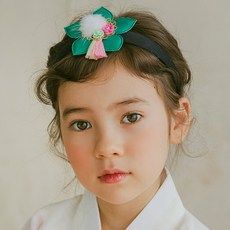 Chaney Bonbong 水貂水墨畫韓服頭帶