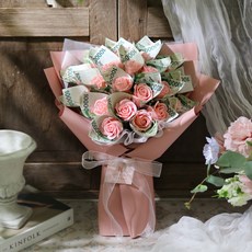 ScentBasket 肥皂花玫瑰鈔票花束 20朵, 粉紅色, 20個