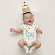 韓國 ikii 嬰幼兒用透氣100天紀念連身短袖衣 + 蛋糕帽 + 禮物盒 + 提袋