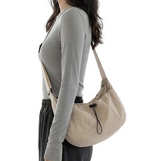 MissBaek Dorothy尼龍抽繩抓皺斜背包, 米色