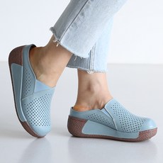 DANGOLUNNI 女款牛皮沖孔增高輕便舒適厚底Jupiter拖鞋 5cm