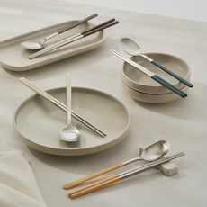 바겐슈타이거 데일로어 수저 4종 세트, 밀크 베이지, 샌드 오크, 모스브라운, 실키 네이비, 숟가락 + 젓가락, 1세트