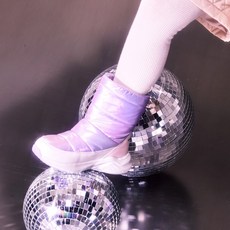 SHOOPEN 女童束繩亮面鋪棉靴 HPKV7D4V7U