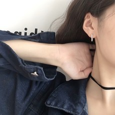 디아더컬러 미니멀 삼각 데일리 귀걸이 SM 086