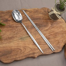 Willive 韓國製 316L 醫療級不鏽鋼 高級餐具 1人份套組 方形, 湯匙 1p + 筷子 1雙, 亮面銀, 1個