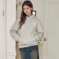 GUESS 男女通用款保暖刷毛連帽衫 MO4K9431