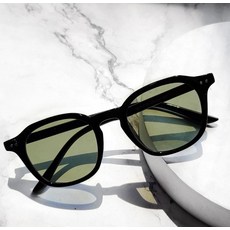 MELACME 中性款喇叭框透明太陽眼鏡 BB557