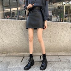 多碼性感霧面素色皮裙 C5916