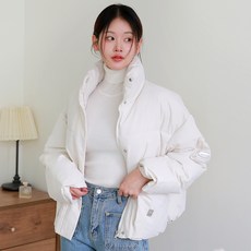 Lalaon 女款寬鬆短版鋪棉外套 D415