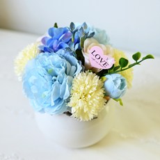 Garden in the City 和諧優雅康乃馨中心裝飾品, 藍色, 1個