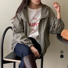 afinar 女性抽繩連帽防風外套