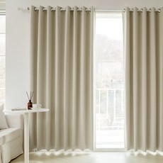 CARREDECO 打孔式素色遮光窗簾, 奶油白