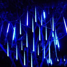 MODACore 摩達客 聖誕燈裝飾燈LED流星燈串 8條燈 插電式 單燈長50cm, 藍白光, 1組