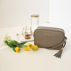 Bana Bana 素色斜背包, 篷布