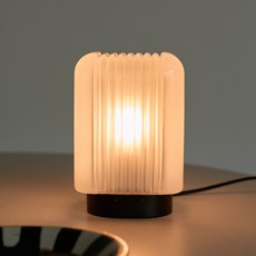 SPiANO ARVO Nella 桌上型單檯燈