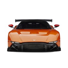 AUTOart 複製品阿斯頓馬丁火神超級跑車模型車, 橙色 (AA702644OR)