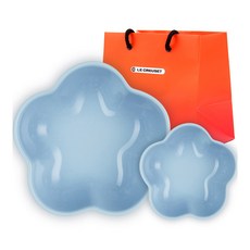 LE CREUSET 花朵盤 12cm + 20cm 套組 + S號購物袋, 1套, 花朵盤 12cm + 20cm + S號購物袋, 海岸藍