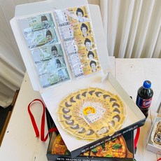 LOVELY FARM 人生大發披薩鈔票盒 + 單朵人造花組合, 人生大發披薩+單朵康乃馨組合 現金一盤20入