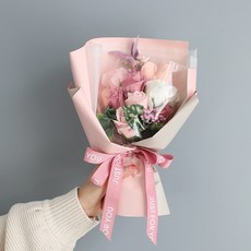 MORIANN 玫瑰花束, 可愛的粉紅色