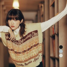 JUCY JUDY 女款J Essential高領長袖上衣 JYTS0204