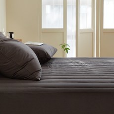 maatila 素色絎縫床墊保護套, 木炭