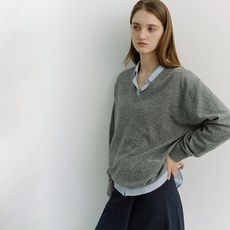 던스트 SOFT V-NECK SWEATER UDSW6A108G2