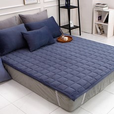 Beau Monde 素色超細纖維絎縫床墊, 深藍色