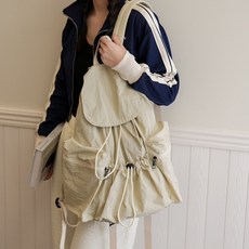 Elsso 尼龍日常抽繩輕量沙沙聲休閒防水束口袋背包, 象牙白