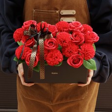 Bluehen 人造花籃禮盒, 紅色, 1組